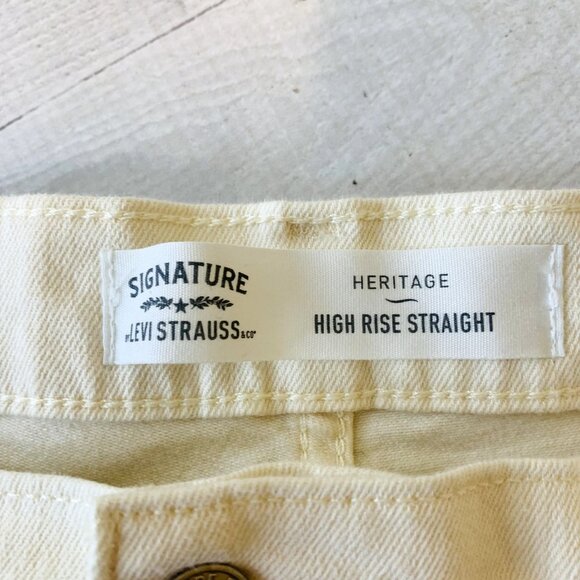 Levis Signature Womens Jeans Heritage High Rise Straight Stretch Denim Size 18 - Picture 10 of 13